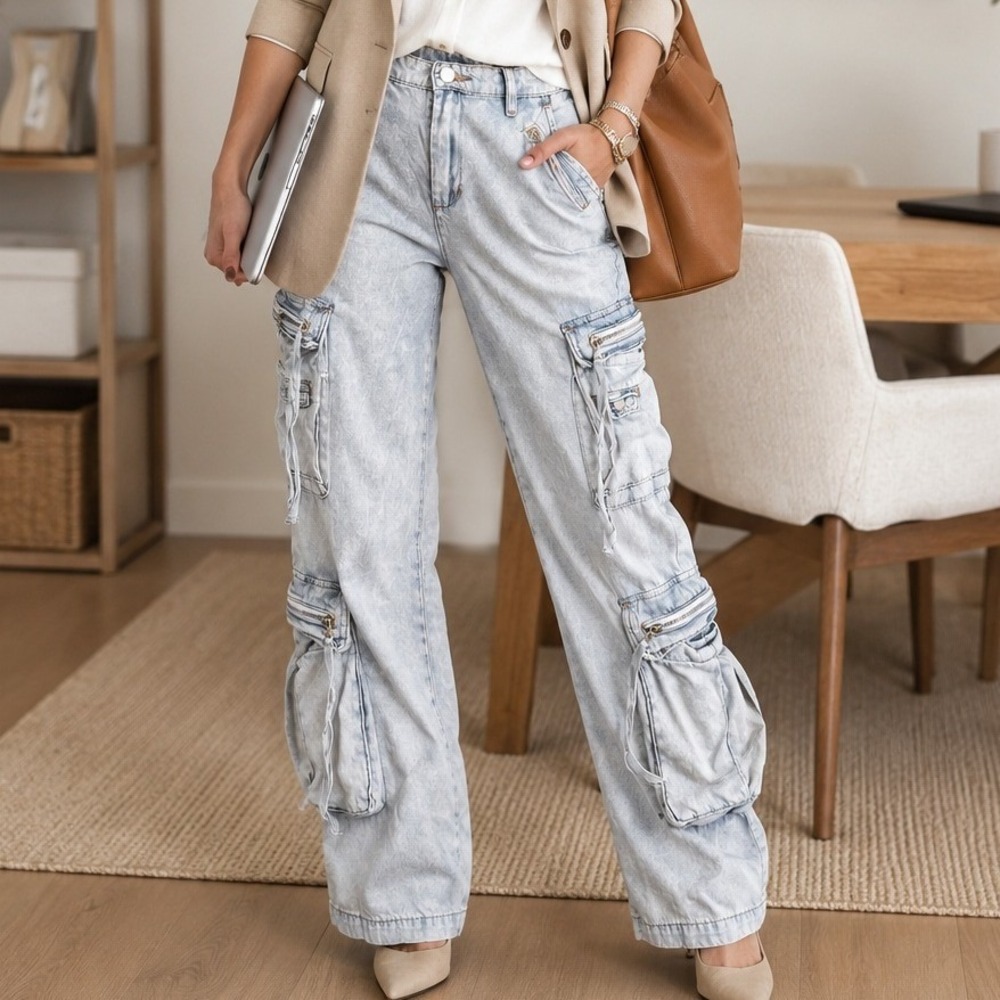 Blank NYC Women Light Wash Wide Leg Cargo Jeans wide leg  Multi Pocket Size 25